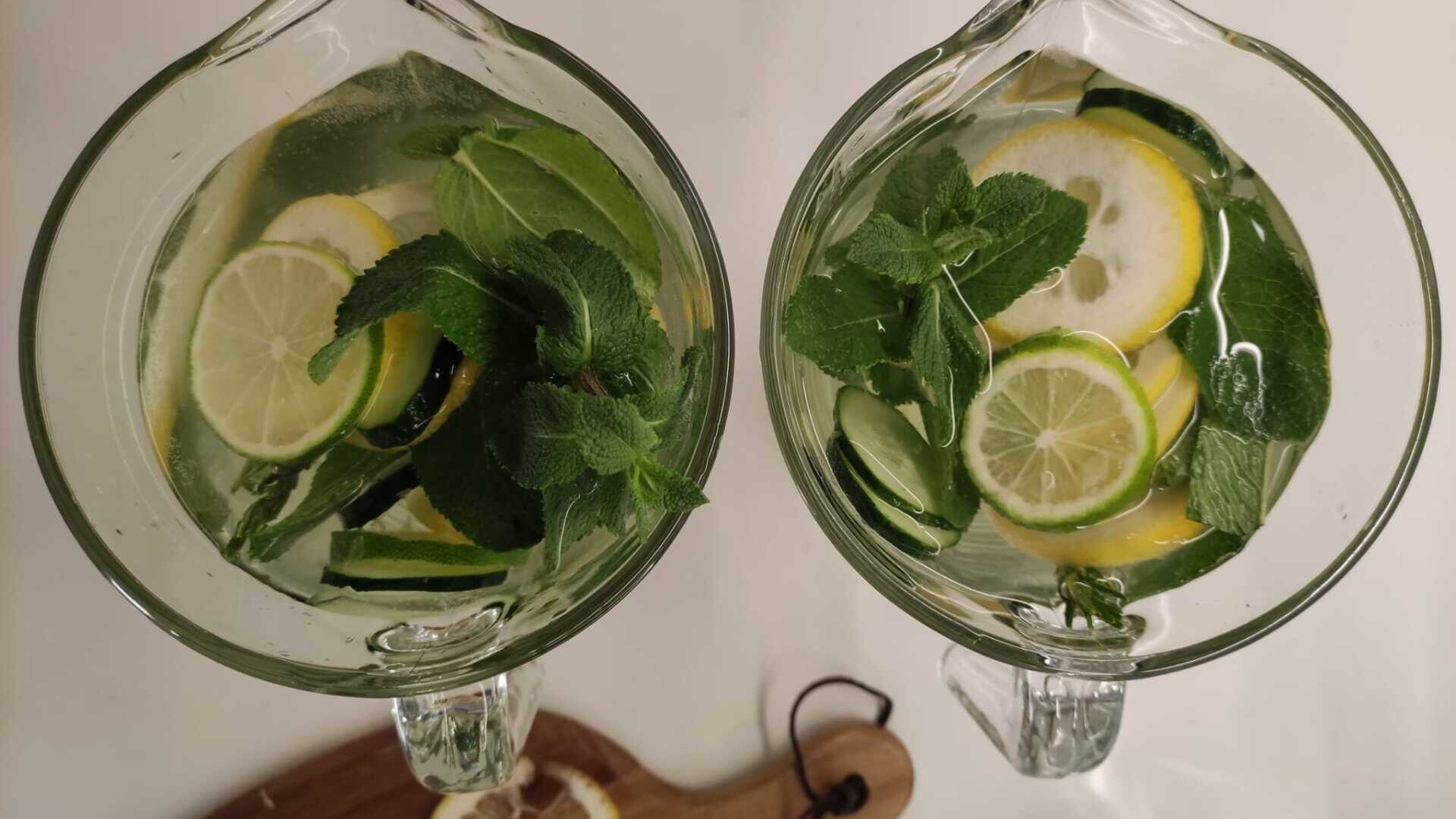 foto di una bevanda simile al mojito ma salutare