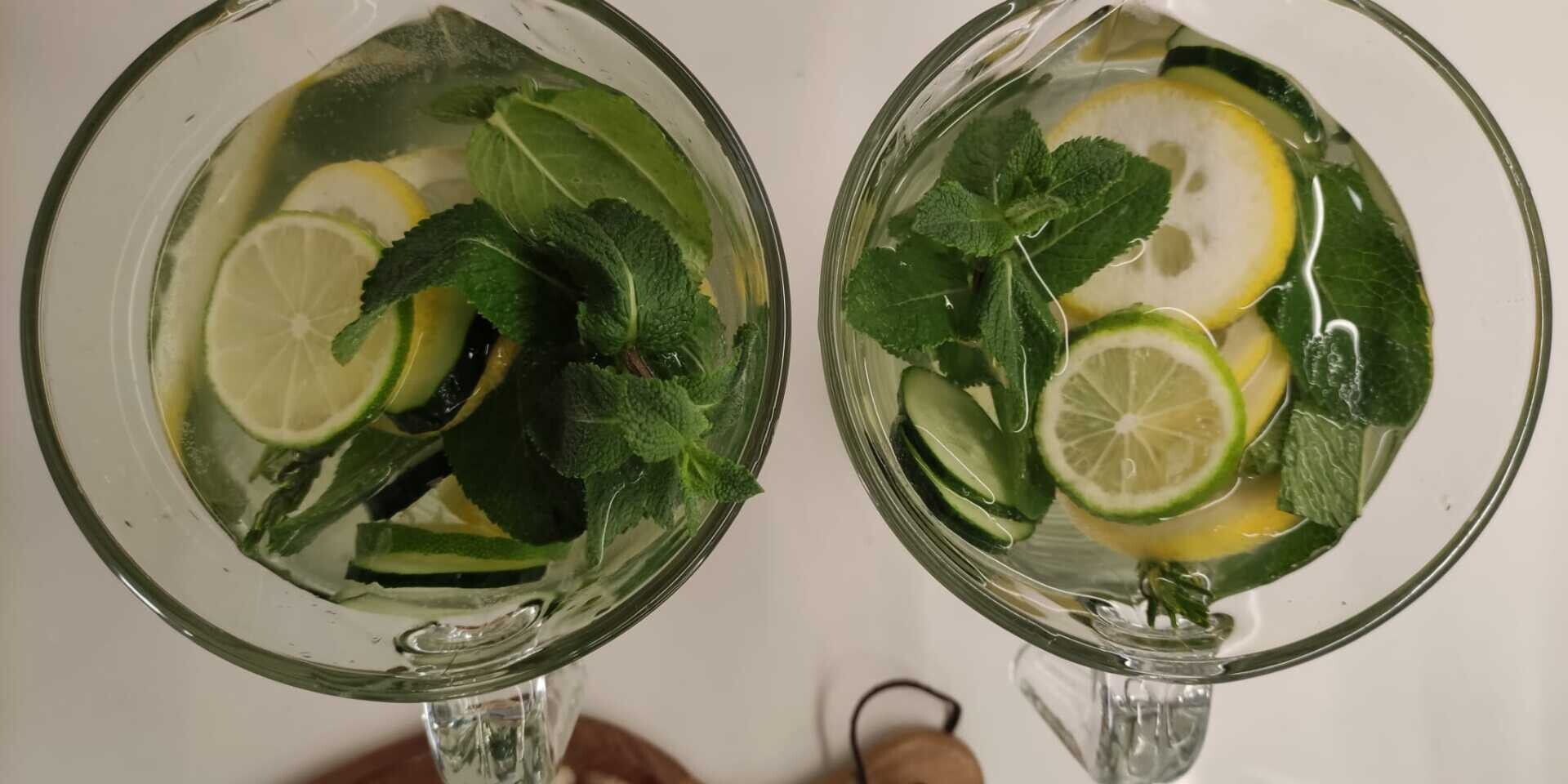 foto di una bevanda simile al mojito ma salutare